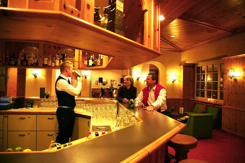 Sunstar Hotel Flims Restaurante foto